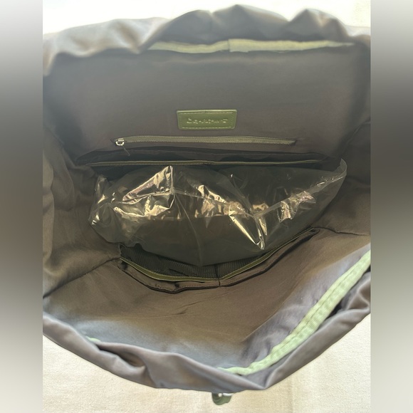 BEARPAW Flap Backpack New Olive Green - Picture 8 of 10